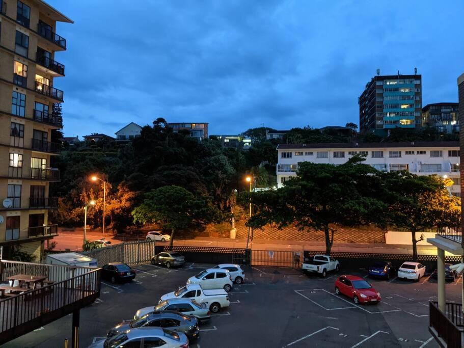 Capri24 - Modern Apartment Overlooking The Sea Amanzimtoti Eksteriør billede